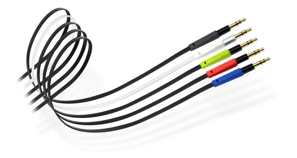 Купить в магазине сотомарт стерео кабель AUX 3.5 mm TYLT для iPhone